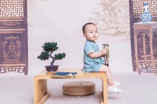 吐鲁番孕妇尖肚子和圆肚子
